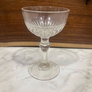 Gray Crystal Coupe Drinkware for Dining